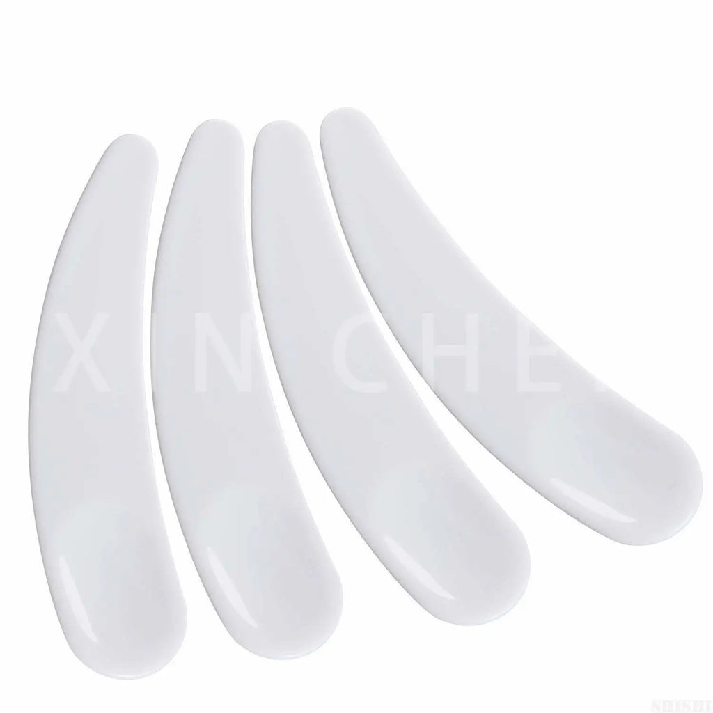 50Pcs Mini Cosmetic Spatula Disposable Curved Scoop Makeup Mask Cream Spoon Eye Cream Stick Make Up Face Beauty Tool Kits