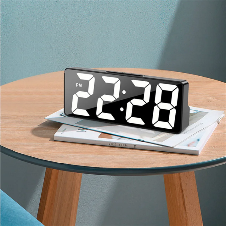 Latest Digital Clock LED Alarm Clock Bedroom Electronic Desktop Clock With Temperature Display Adjustable Brightness 12/24 Hours